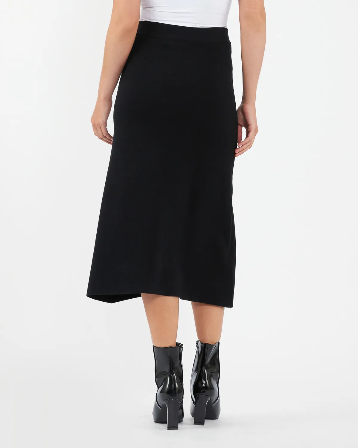 A-Line Knit Skirt Black - Image 5