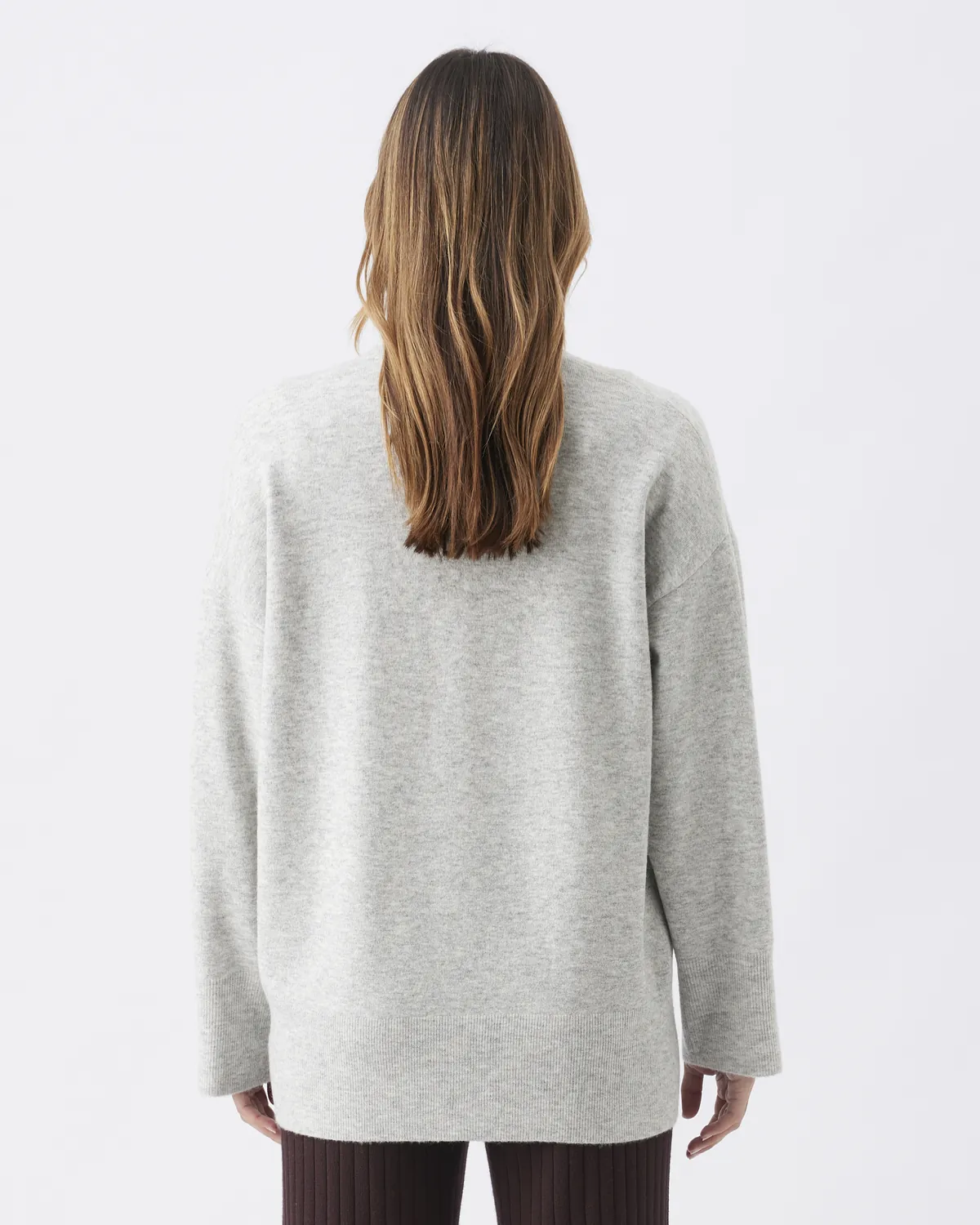 Chelsea V-Neck Cardigan  Silver Marle - Image 5