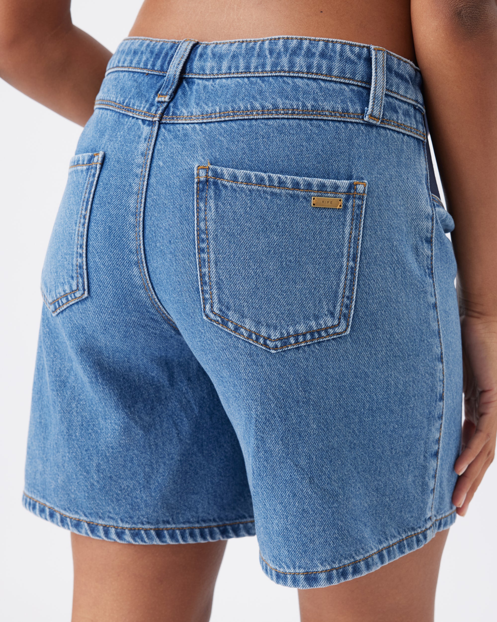 Dion Denim Short Classic Wash - Image 6