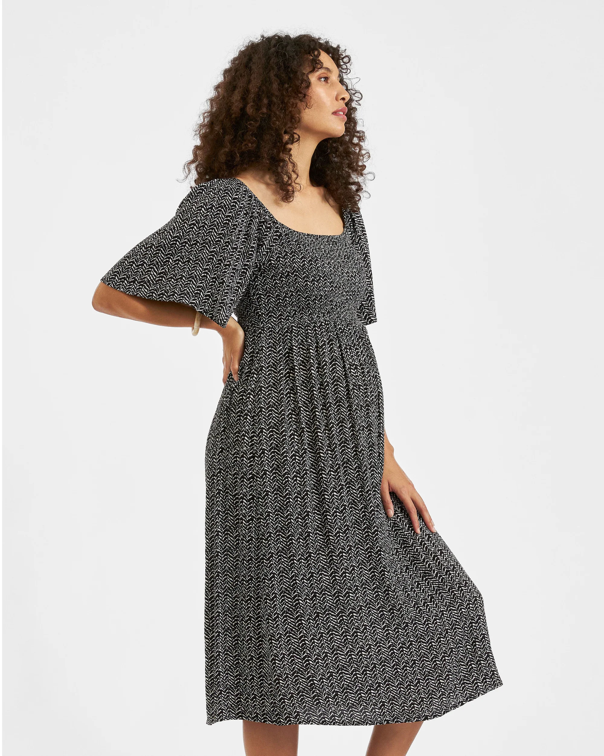 Emmy Shirred Dress Black / Natural - Image 4
