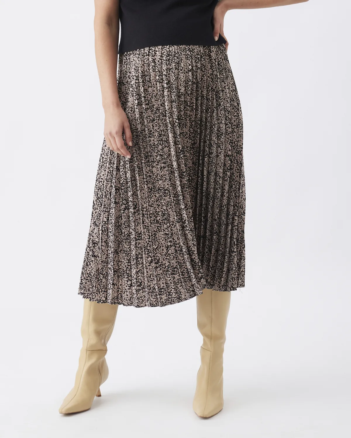 Florence Pleat Skirt Black / Dusty Pink - Image 3