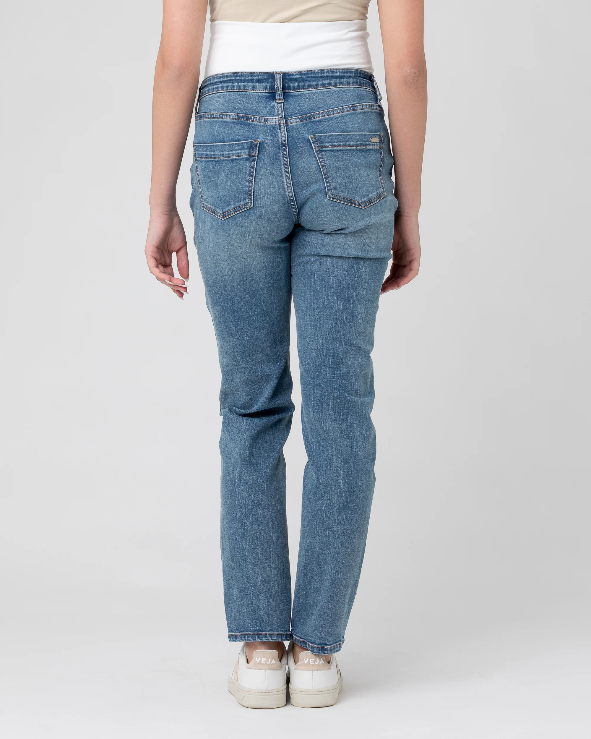 Hunter Over Bump Jean  Vintage Wash - Image 4