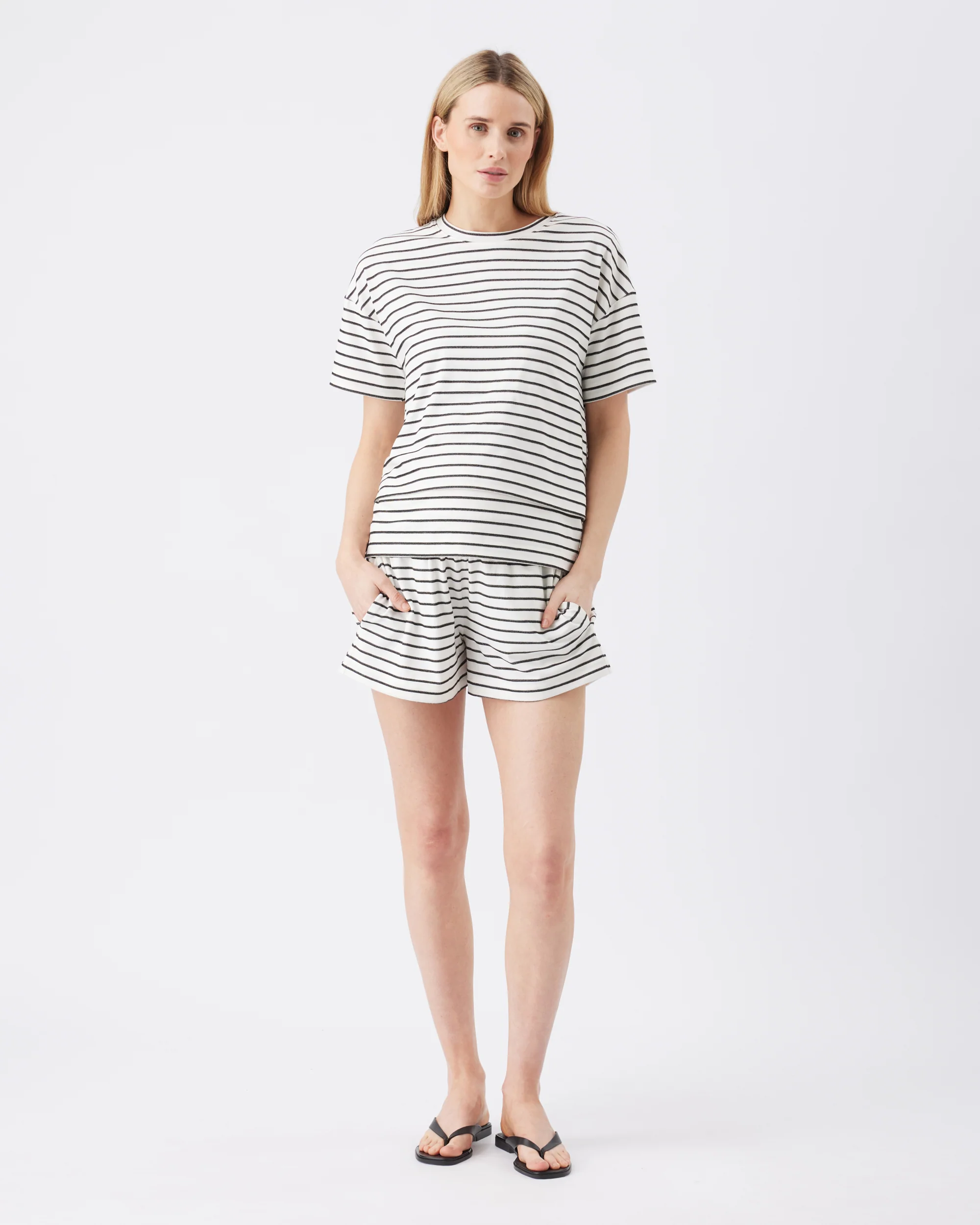 Jada Stripe Short White / Black - Image 2