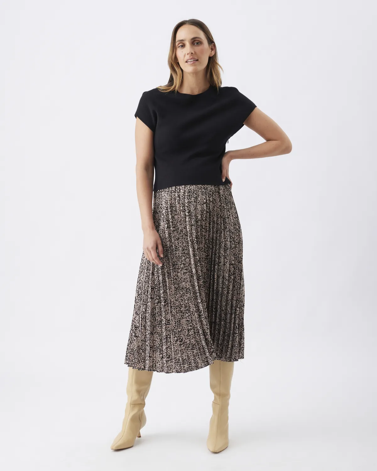 Kira Nursing Knit  Black - Image 7