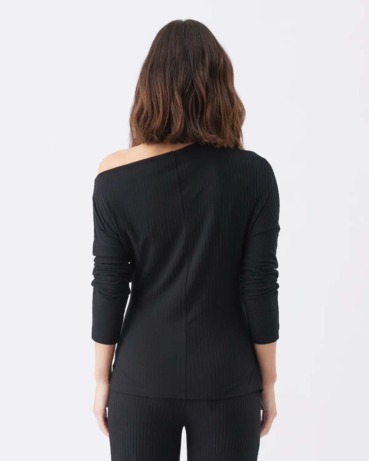 Off-Shoulder Rib Top Black - Image 3