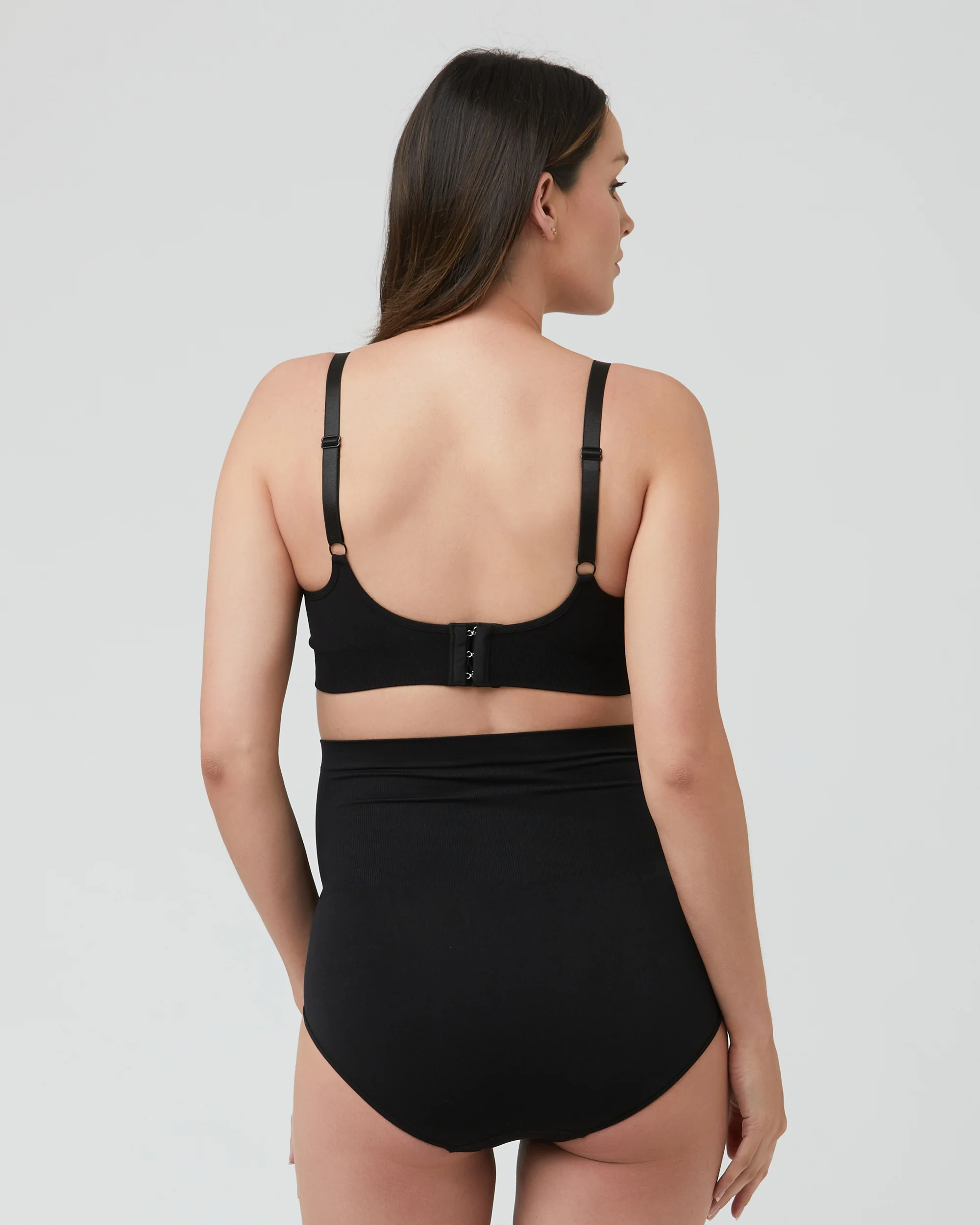 Seamless Pumping & Nursing Bra Black - Image 4