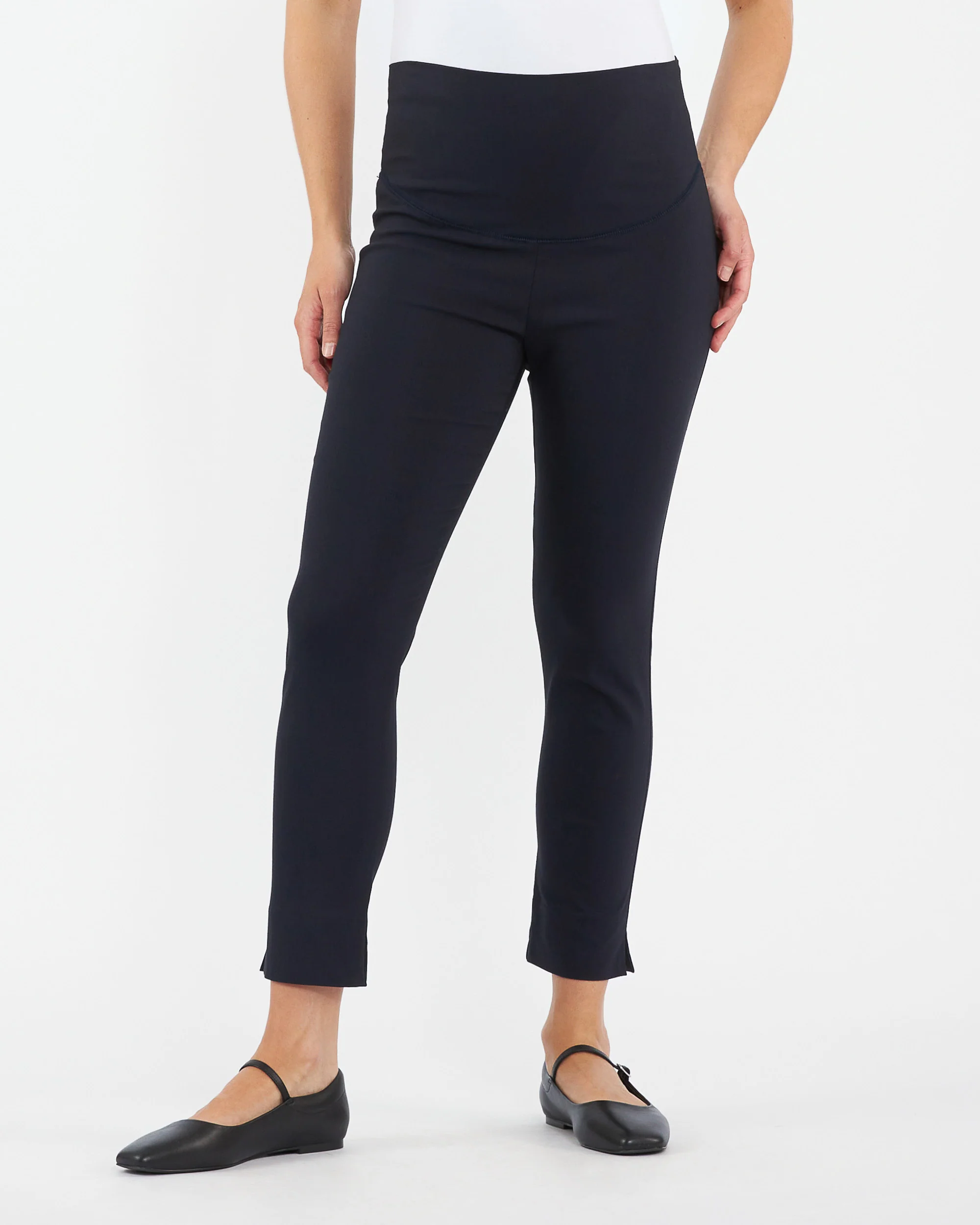 Suzie Capri Pant Navy