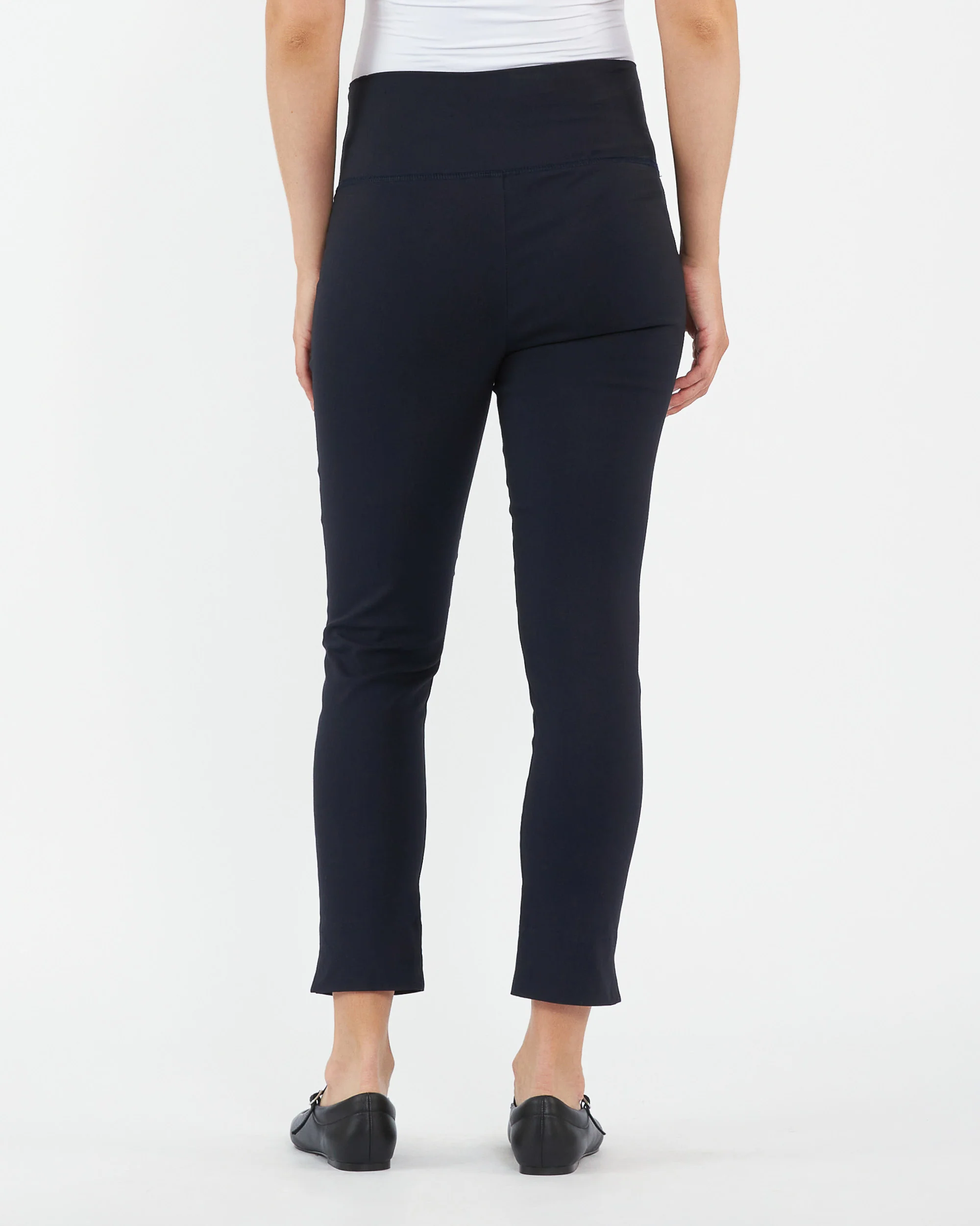 Suzie Capri Pant Navy - Image 5