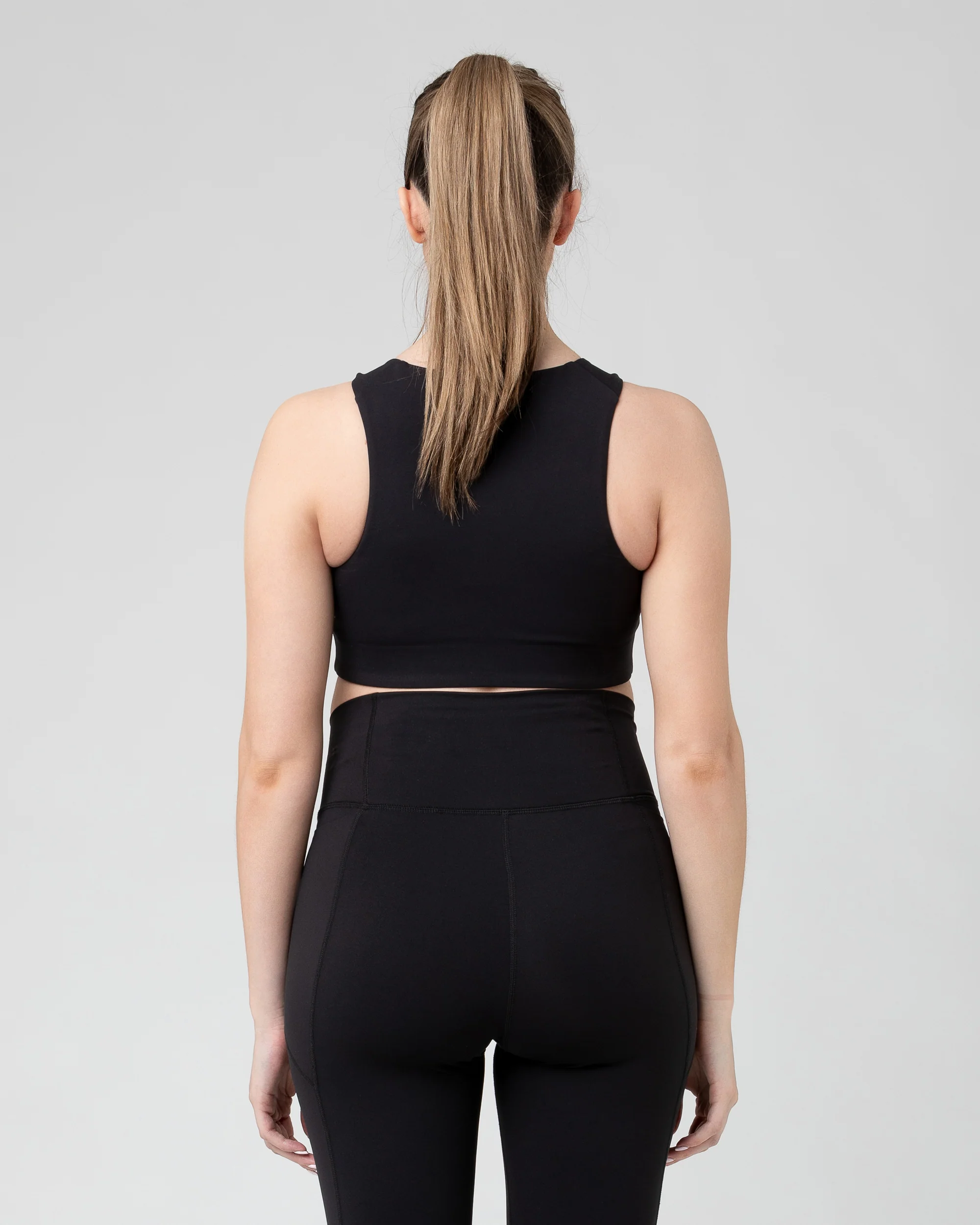 Tempo Crop Top Black - Image 4